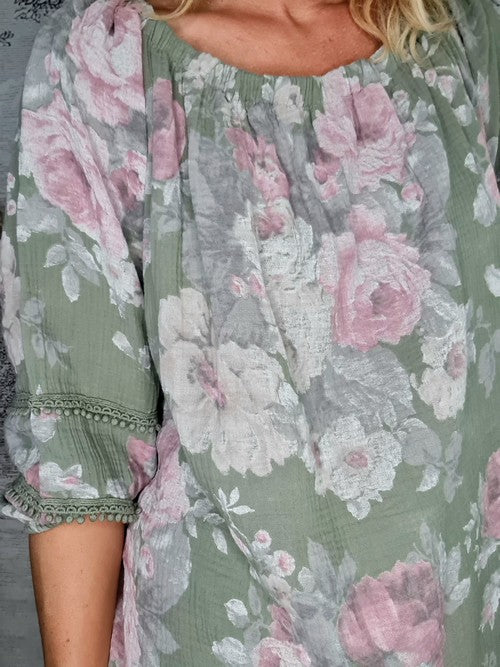 Forest Scarlett Rose La Boheme
