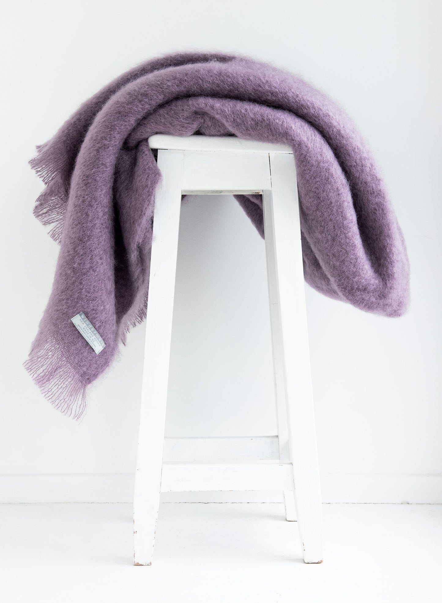 Masterweave Throw Blanket - Amethyst
