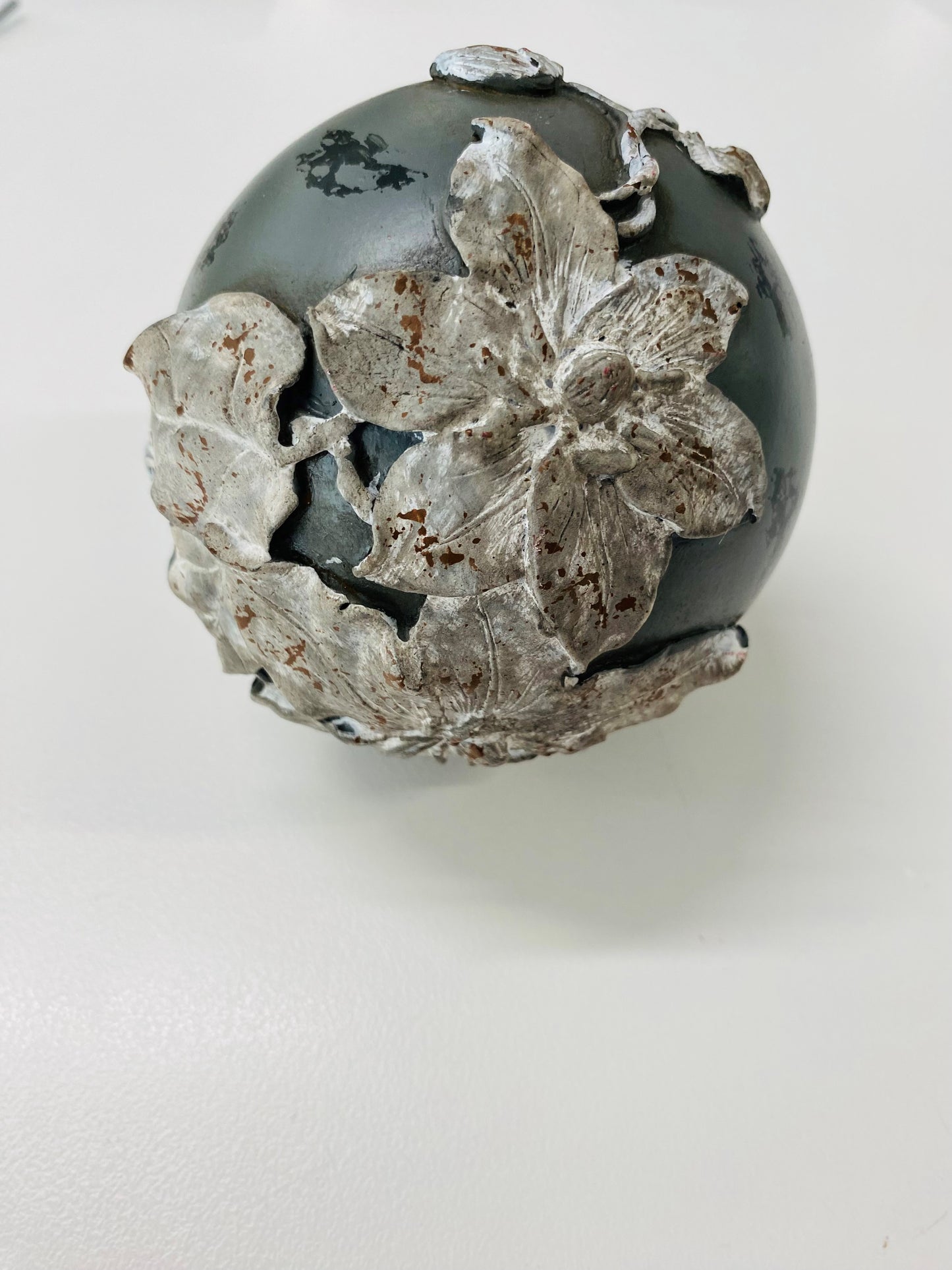 Clematis Decorative Ball