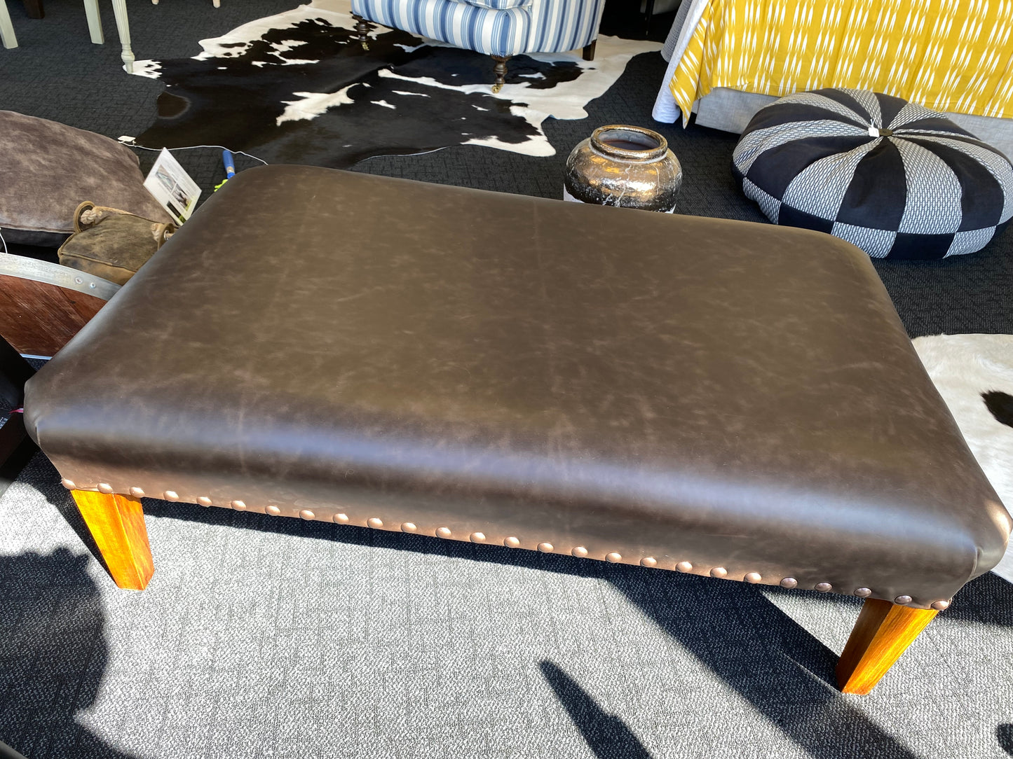 Classic Stool - Leather