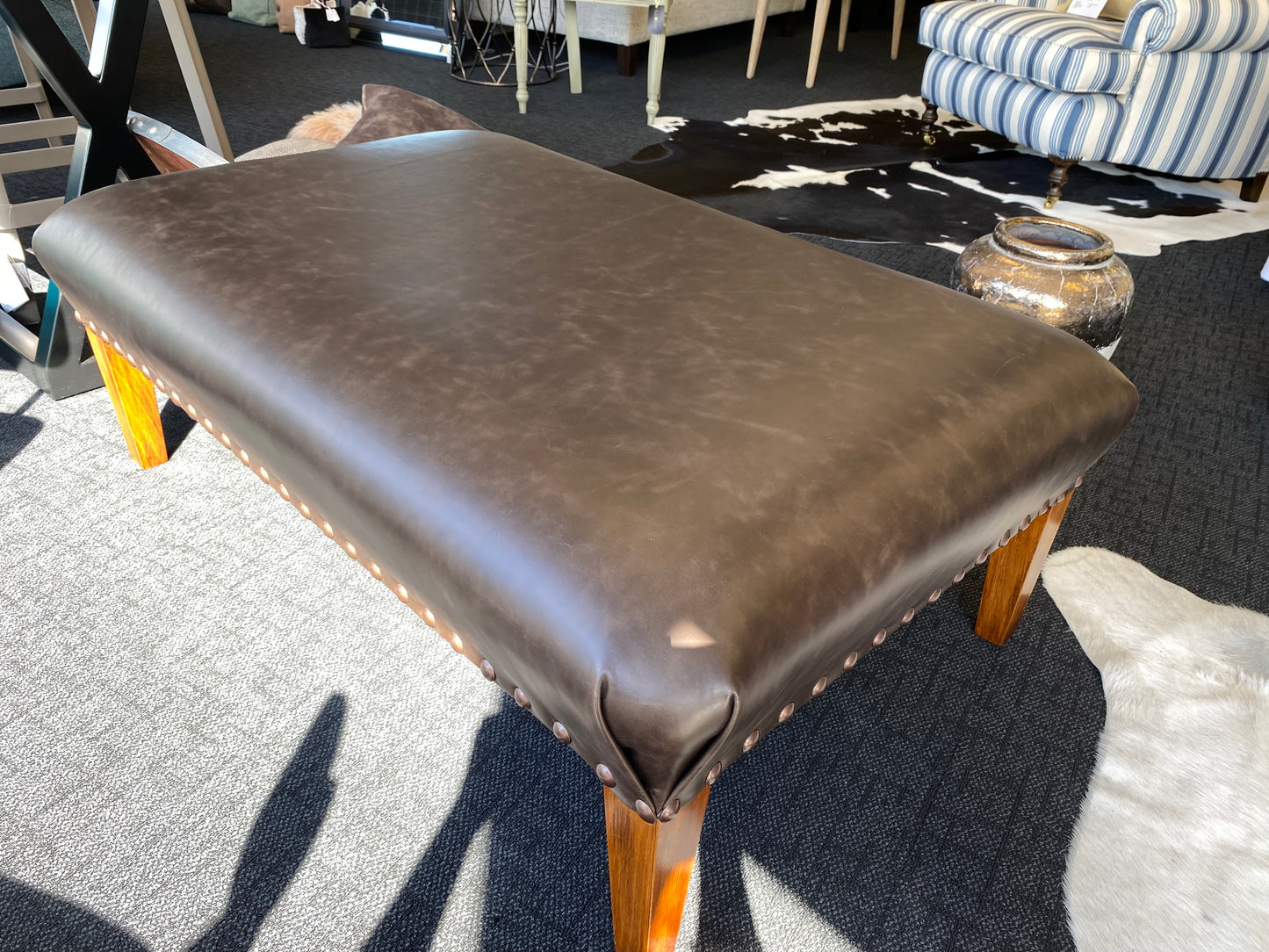 Classic Stool - Leather