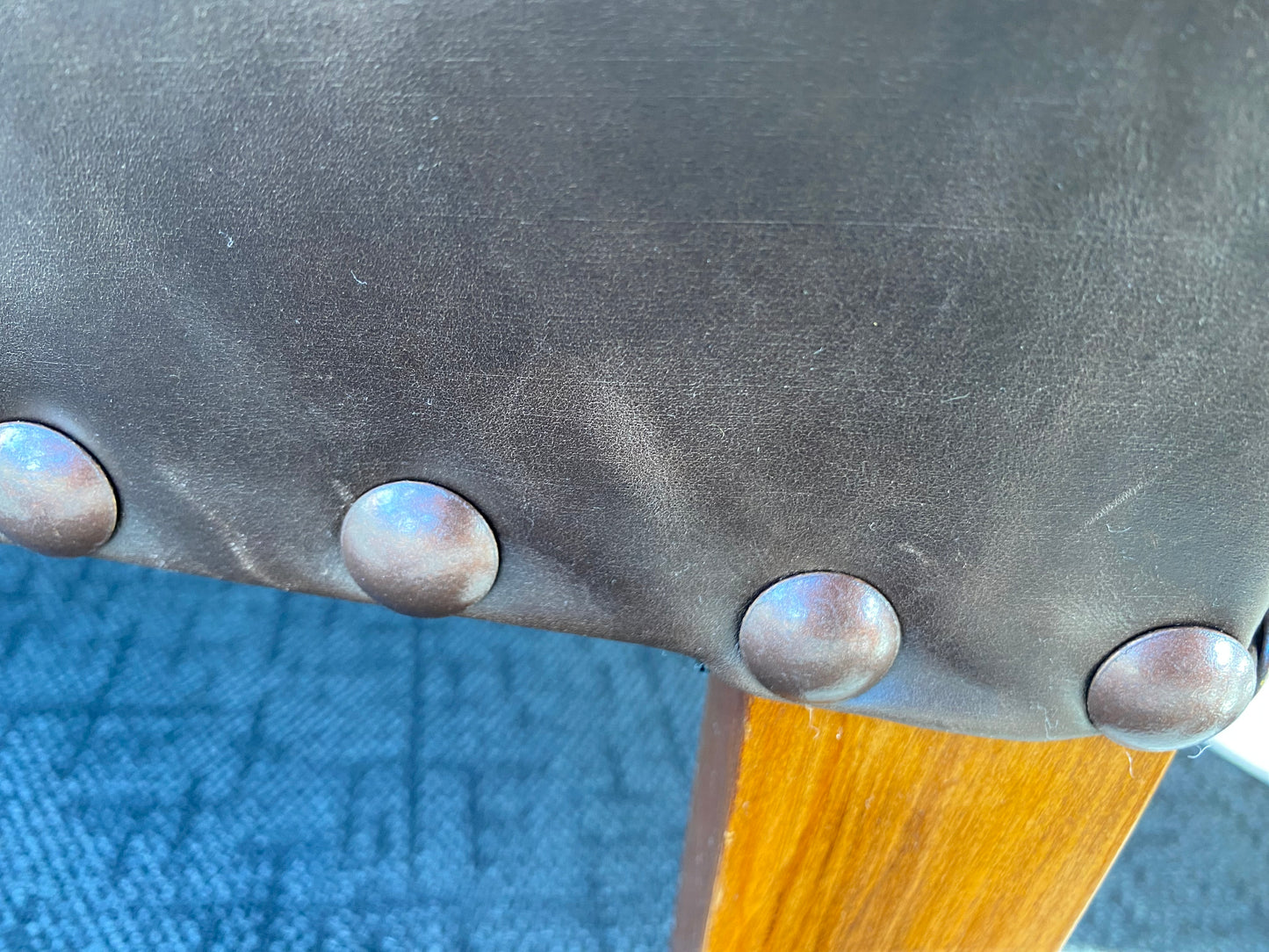 Classic Stool - Leather