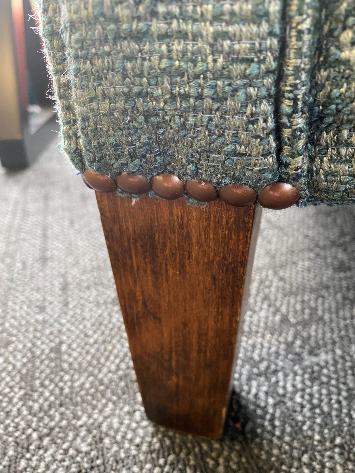 Curve Scroll Arm Chair
