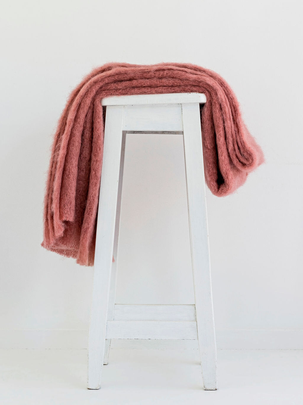 Masterweave Throw Blanket - Tea Rose