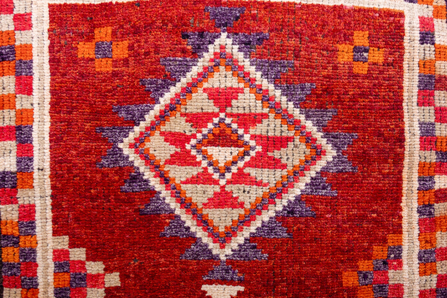 386x86cm Vintage Herki Runner Rug - Kurdish Tribal Hand-Knotted Wool, Around 50-60 Years Old