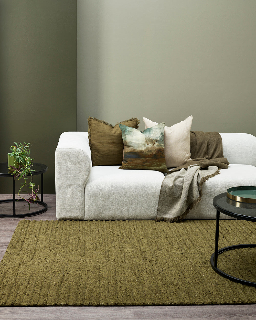 Ollo Ivy Cushion