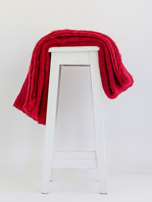 Masterweave Mohair Throw blanket - Scarlett
